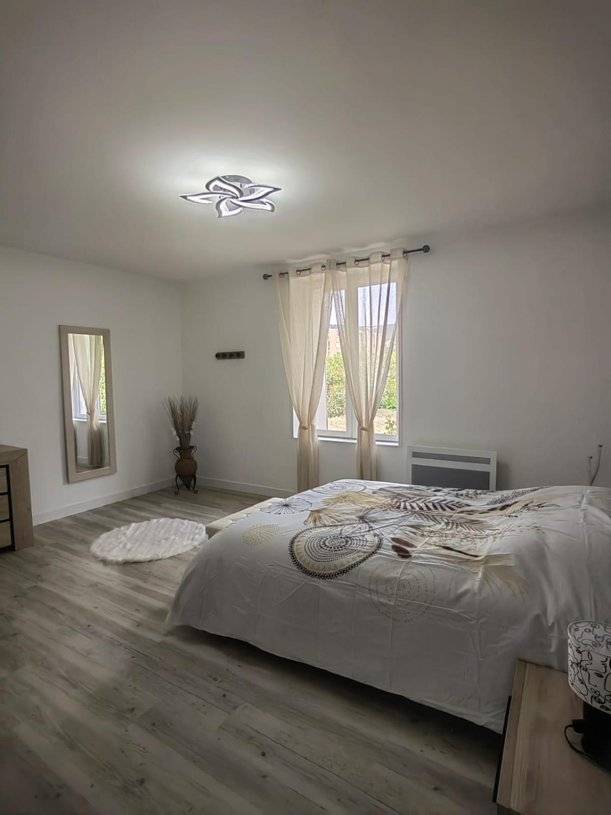 Bel Appartement Bord Du Rhone ヴァランス エクステリア 写真