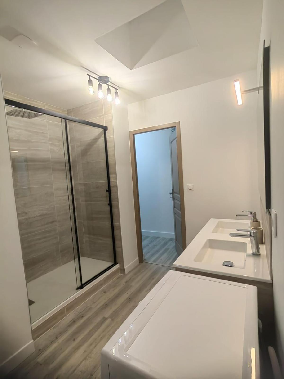Bel Appartement Bord Du Rhone ヴァランス エクステリア 写真