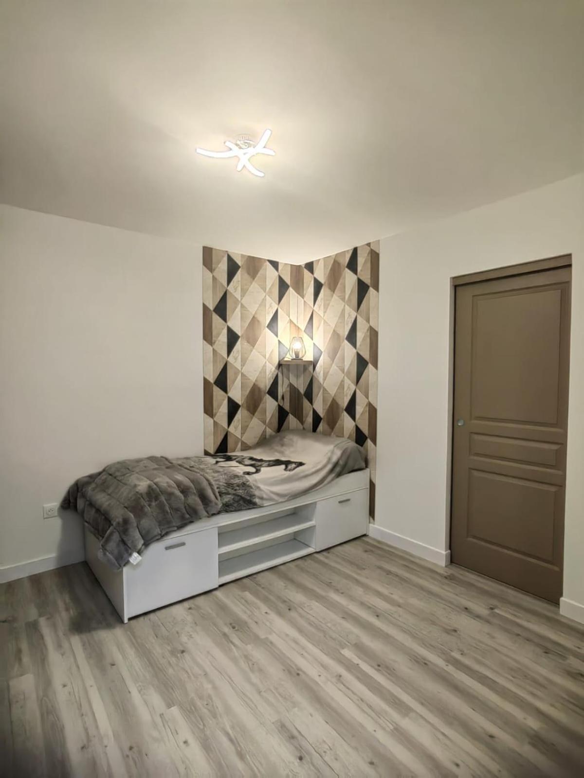 Bel Appartement Bord Du Rhone ヴァランス エクステリア 写真