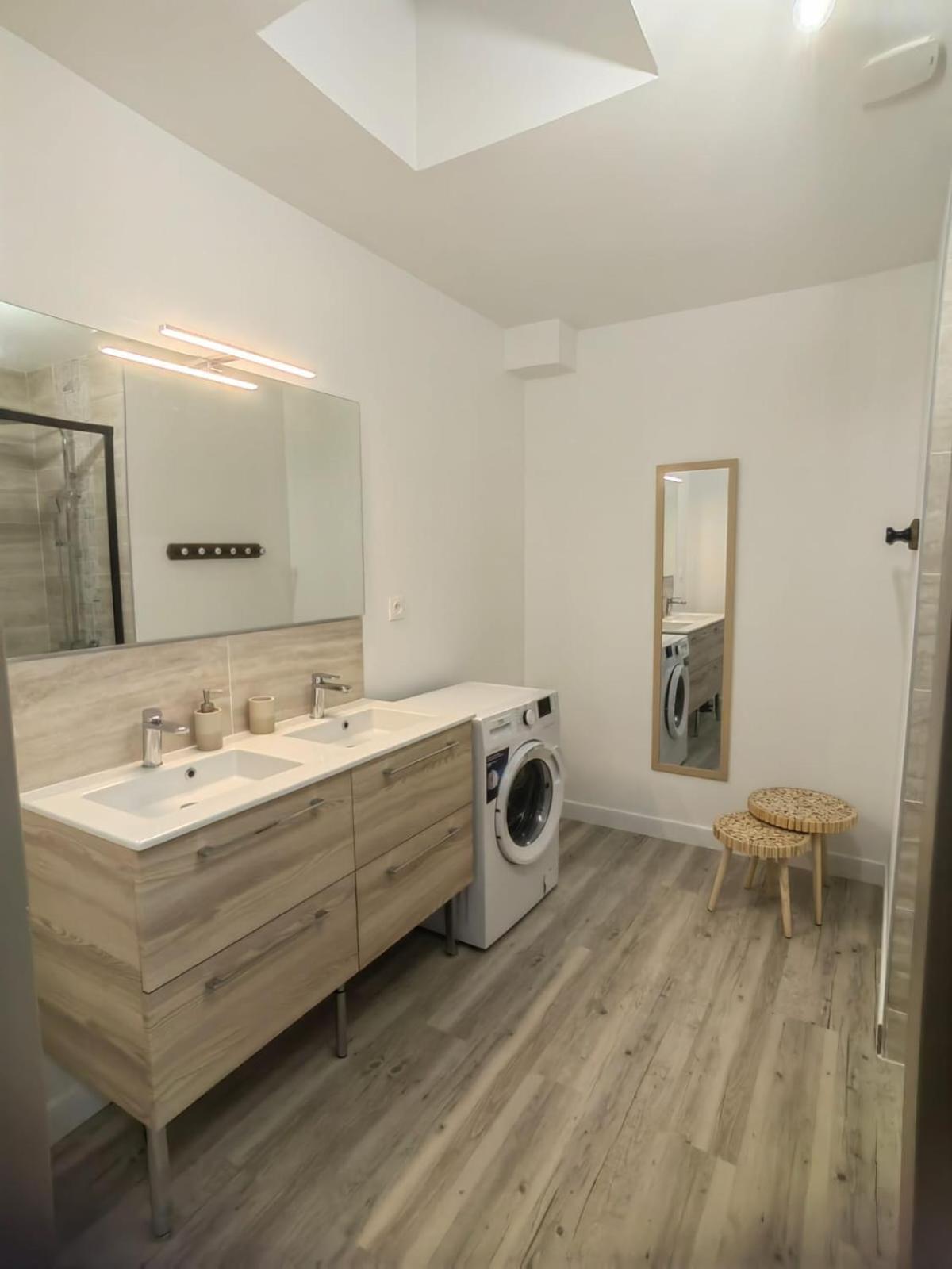 Bel Appartement Bord Du Rhone ヴァランス エクステリア 写真